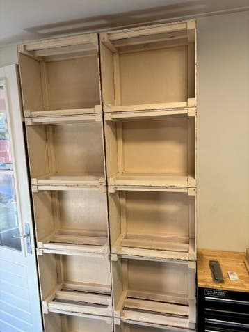 16 Kisten kast decor gratis