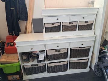 Gratis dressoir en kleine kast/bankje