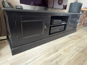 Tv kast van Richmond Interiors