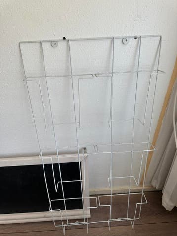 Gratis tijdschriftenrek / wandrek