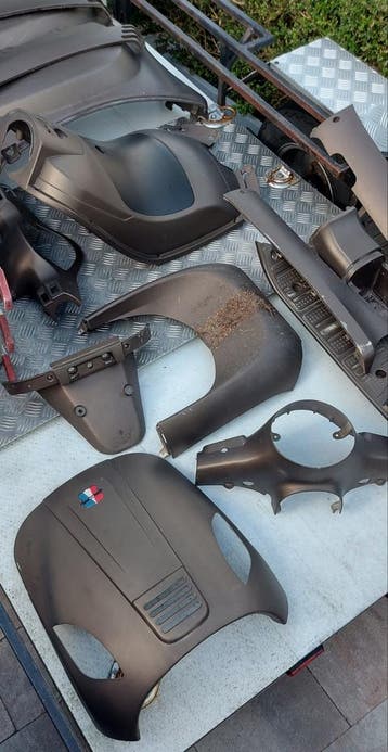 ** Kappenset Vespa-look gts Toscana ** Gratis ** 🤎