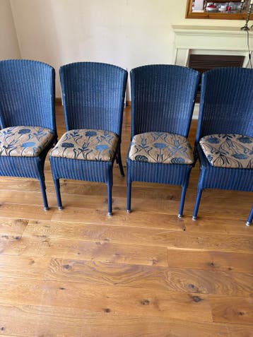 4 kunststof gewoven stoelen, kkeur blauw