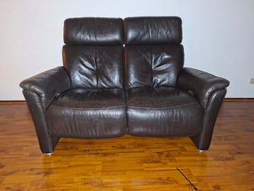 Zwarte verstelbare tweezitsbank - Ophalen voor 29 april