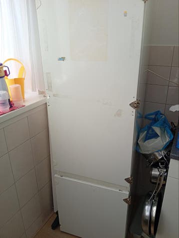 Goedwerkende inbouw koelkast met aparte vriezer