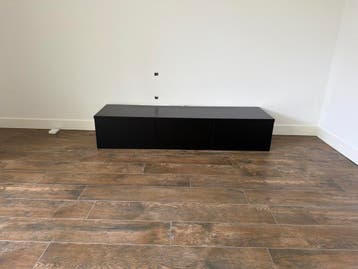 Zwart TV-meubel met 3 lades - 180x36x50 cm