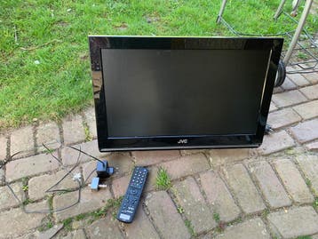 Jvc tv compleet met wandbeugel en afstandsbediening