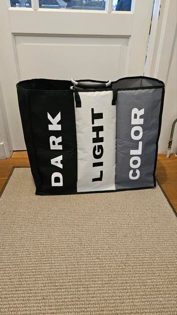 Wasmand met 3 vakken (donker, licht, kleur)