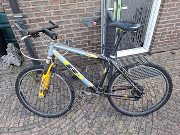 Mountainbike  merk B1