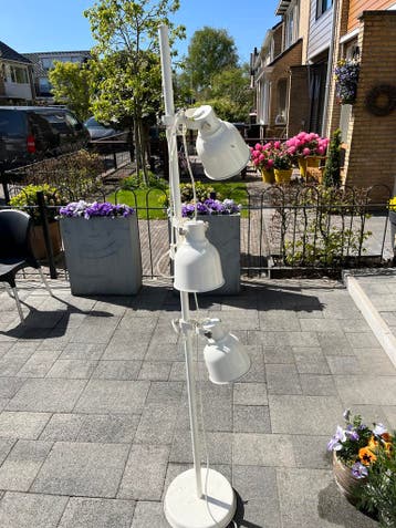 GRATIS staande lamp IKEA wit