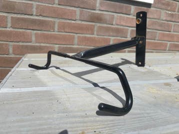 Stevige fietsophangbeugel voor aan de muur