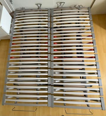 Bed - lattenbodem met zwaar metalen frame