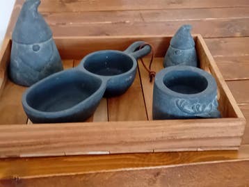 Decoratieve set van steen: 2 kabouters, schaal en pot