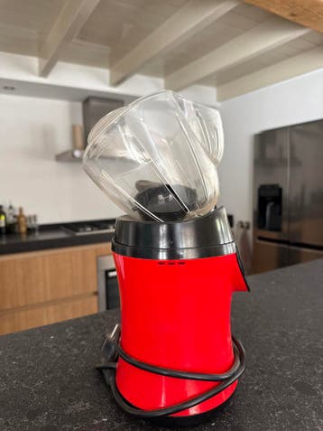 Gratis af te halen: Kleine popcornmachine (gebruikt)