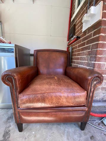 GRATIS AFHALEN: Vintage Leren Fauteuil - Chesterfield Stijl