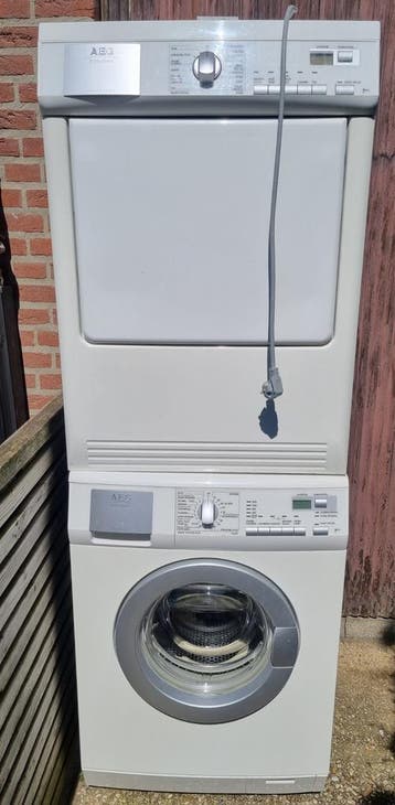 Gereserveerd Aeg Lavamat 7kg wasmachiene en droger