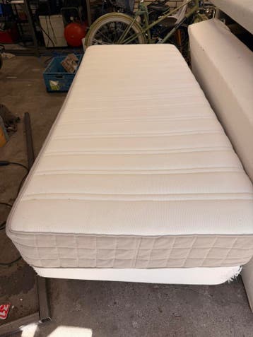 Matras 80x200 ikea