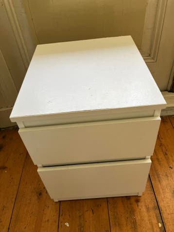 GRATIS Wit IKEA nachtkastje met 2 lades - 50x40x35 cm
