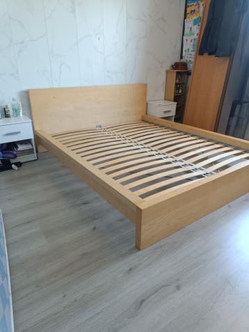 Houten tweepersoonsbedframe met lattenbodem - 160x200 cm