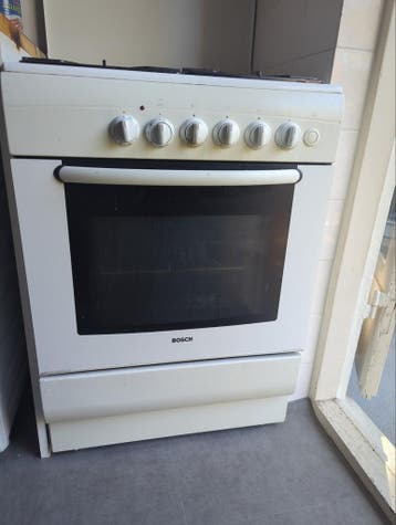 Bosch gasfornuis met oven - Wit, 4 kookzones