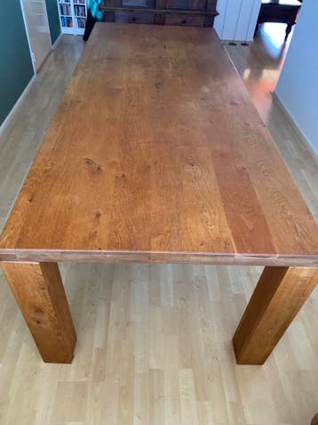Eikenhouten eettafel 240 bij 97 cm