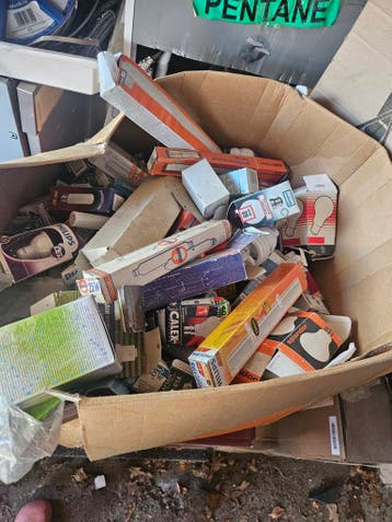 Gratis allerlei lampen Rommelmarkt