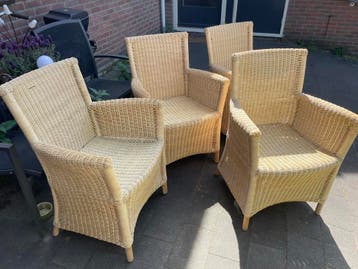 Rotan eetkamerstoelen van Het Kabinet, ook voor buiten