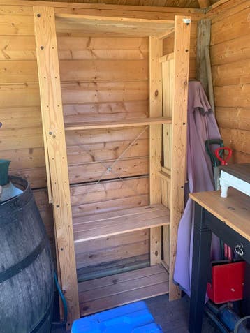 Ikea stellingkasten, 2 stuks gratis