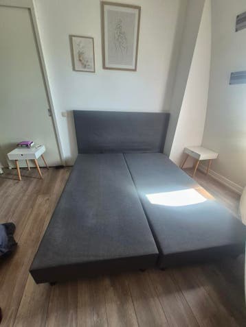 Gratis tweepersoonsbed 180x210 met hoofdbord