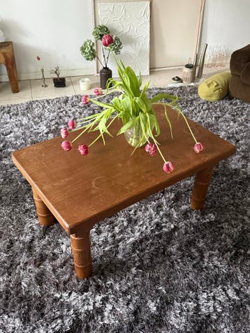 Houten bijzettafel - Opknapper met karakter