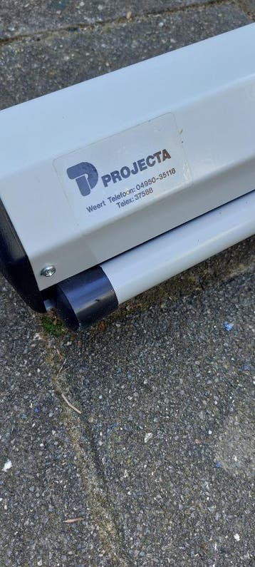 Gereserveerd : Projectiescherm 1,45 x 1,45m