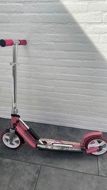 Opvouwbare step roze gratis