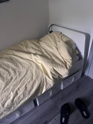 !!!!GRATIS meubels – bed + matras!!!!