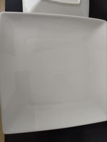 8 Yong dinerborden, extra sterk porselein, wit