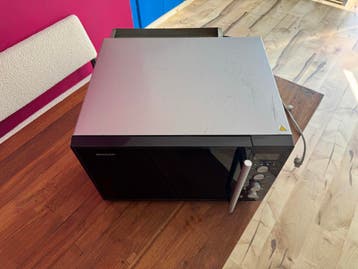 Sharp Combimagnetron - R-931 BKW