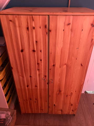 Kledingkast gratis af te halen kinderkledingkast kinderen