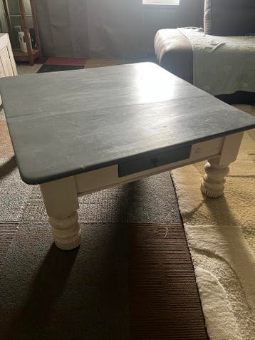 Robuuste salontafel met lade - landelijke stijl