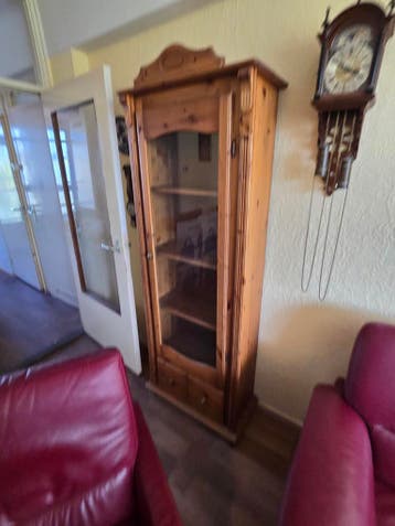 Grats Houten vitrinekast met glazen deur en lades