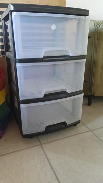 Set of plastic drawers