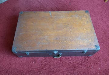 Oude houten koffer / kist