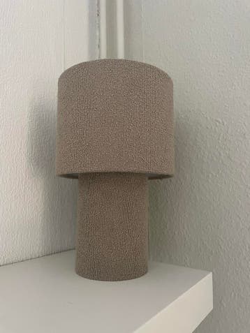 Op zoek naar Action tafellamp!