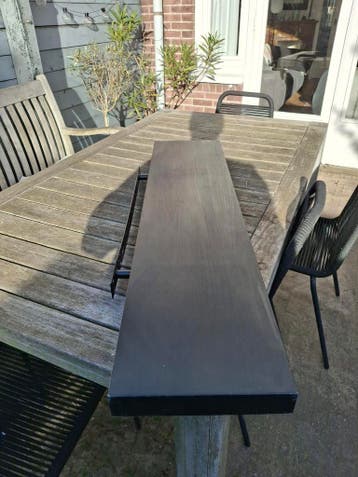 IKEA wandplank met onzichtbare bevestiging - Zwart