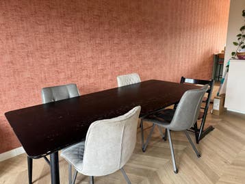 Eettafel 200x90cm met stalen poten