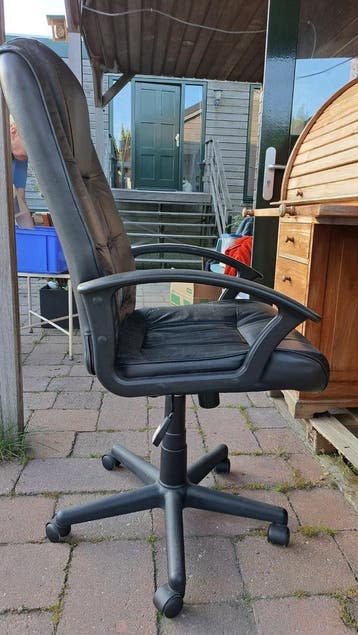 Zwarte Bureaustoel - In Hoogte Verstelbaar