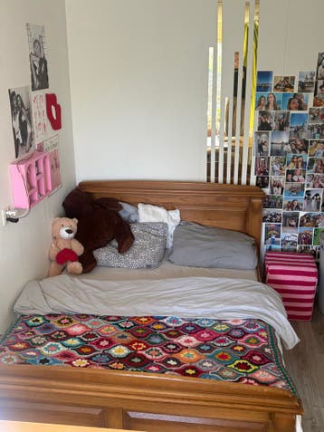 Houten bed inclusief matras, gratis af te halen