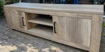 Tv kast gratis