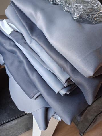 Verduisterden gordijnen licht en donkergrijs gratis