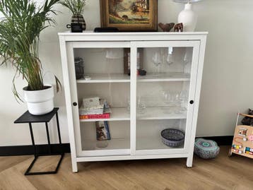 GRATIS- Witte IKEA - Goede staat