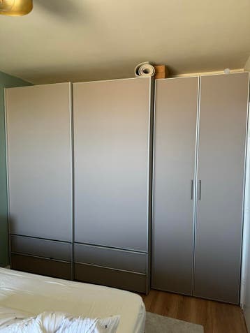 Grote kledingkast, 2 aparte delen - gratis afhalen