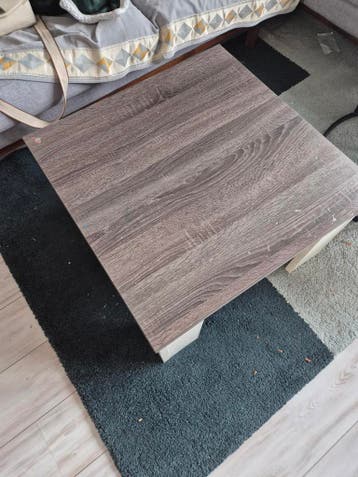 Gratis stevig houten salontafel te koop, grijs