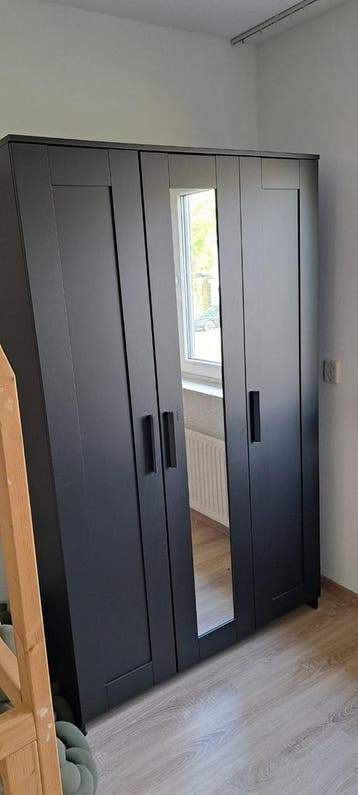 IKEA Kast met spiegeldeur - Zelf demonteren en ophalen